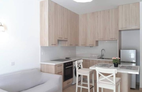 Agios Tychon Apartment | Sun sea B102 apartment by the beach by Sky Universe
