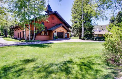 Elkhorn Village Apartment | Sun Valley Retreat