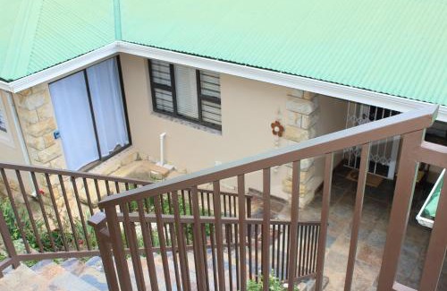 Clarens House | Sunbird Haven Self-Catering Sleeps 8