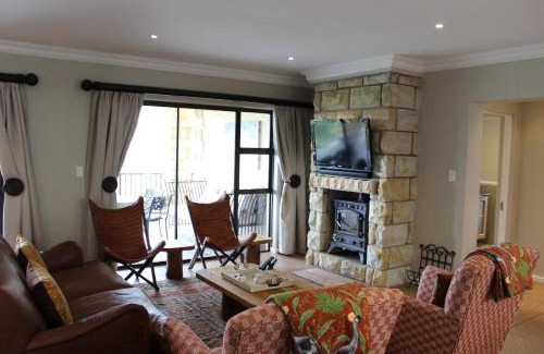 Clarens House | Sunbird Haven Self-Catering Sleeps 8