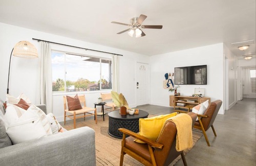 Yucca Valley House | Sunburst by AvantStay NEWLY ADDED POOL 5 MINS TO TOWN