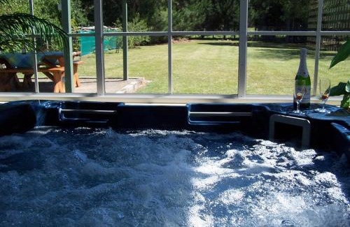 Eildon House | Sunburst Retreat