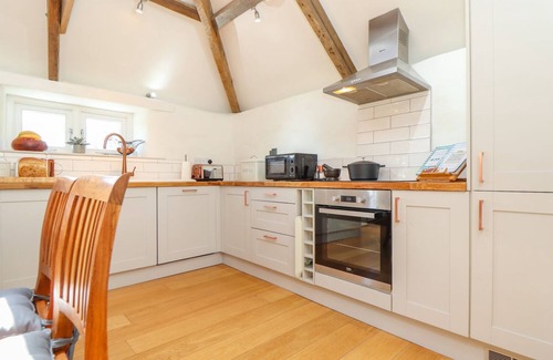 Perranporth Cottage | SUNBURY BARN, pet friendly, character holiday cottage in St Agnes