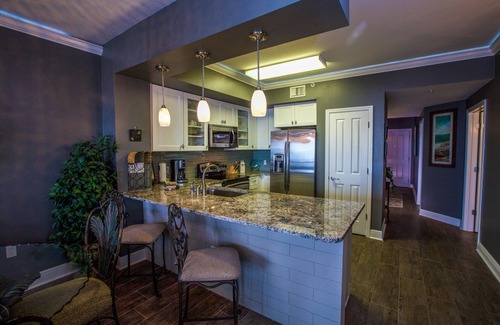 Miramar Beach Condo | Sunday-Sunday,2BR, Bunkroom, 2Full Bath's. Beach Chairs Included, 3 NITE MINIMUM