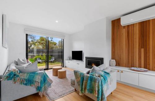 Barwon Heads House | Sundrenched Barwon Heads