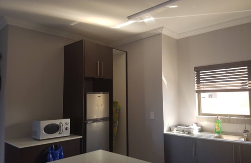 Vanderbijlpark House | Sunflower Guesthouse