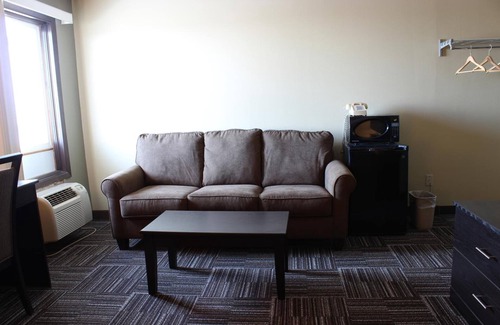 Devils Lake Hotel | Sunlac Inn Devils Lake