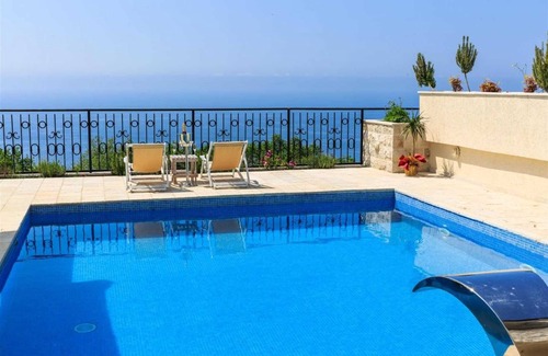 Rezevici Villa | Sunniest Villa Orchid