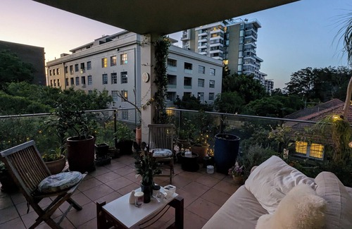 Camperdown Apartment | Sunny 2-bed inner-city oasis, close to Syd Uni, CBD and Glebe Foreshore