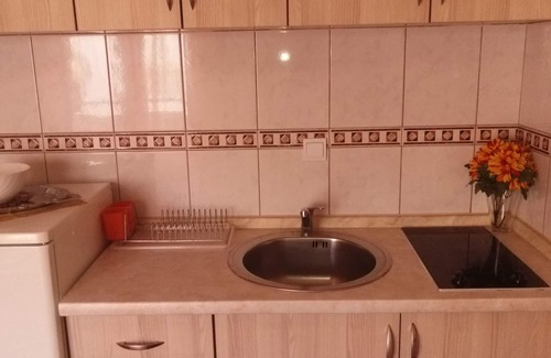 Babilonija Apartment | Sunny apartment with balcony