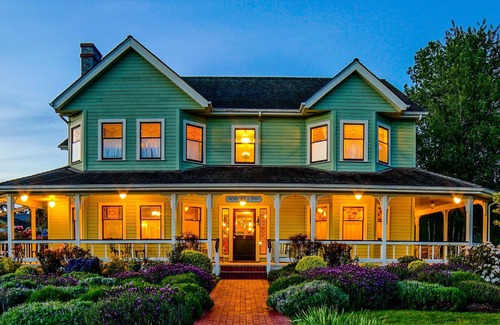 Lopez Island House | ~Sunny Bay Views~ Walk to Everything B-fast WIFI