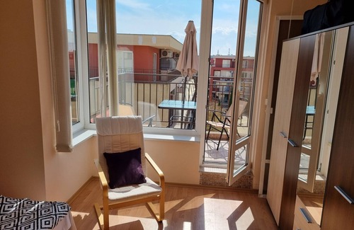 Chaika Apartment | Sunny Beach Family Apartment 302