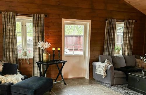 Treungen House | Sunny Cabin Near Gautefall
