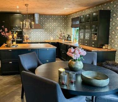 Treungen House | Sunny Cabin Near Gautefall