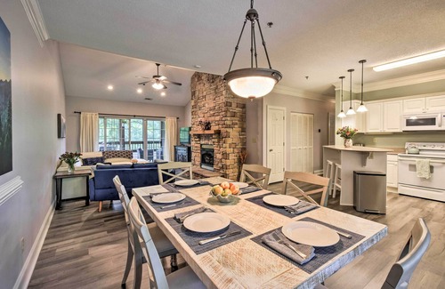 Clayton Condo | Sunny Clayton Condo on Kingwood Golf Course!