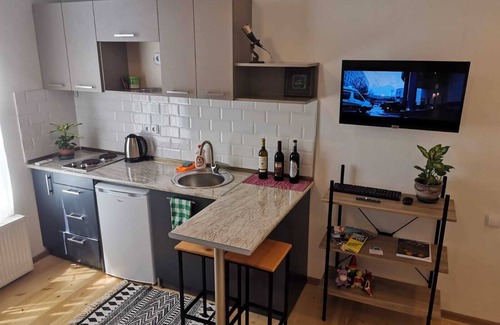 Chugureti Apartment | Sunny&cosy Ingeo Rooms Near Dry Bridge With Green Inner Balcony :)
