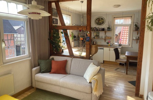 Hattorf Apartment | Sunny country house apartment