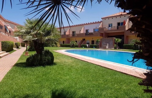 Sidi Bouzid House | Sunny duplex with garden in gated community