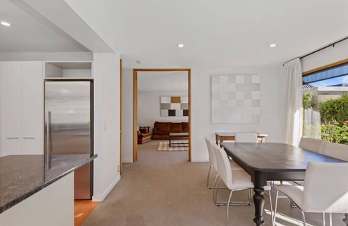 Merivale House | Sunny Family Home on Garden