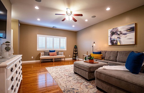 San Tan Valley House | Sunny Haven! Perfect Heated Pool Home. Dog Friendly! 6M Min,