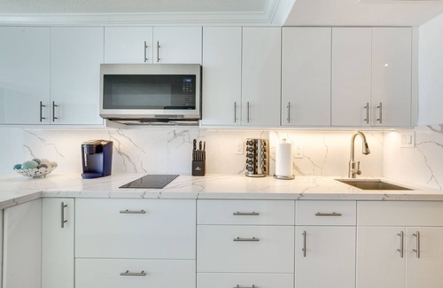 Sunny Isles Beach Apartment | Sunny Isles Beach Retreat w/Resort Perks!