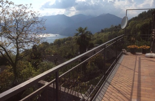 Agra Apartment | SUNNY VACATION APARTMENTS IN A QUIET LOCATION WITH A FANTASTIC LAKE VIEW
