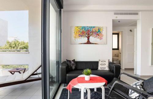 Old North Apartment | Sunny Luxury Apartments