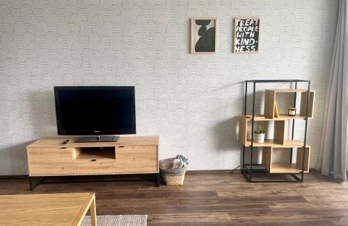 Zapad Apartment | Sunny & Minimalist Apartment near the City Center