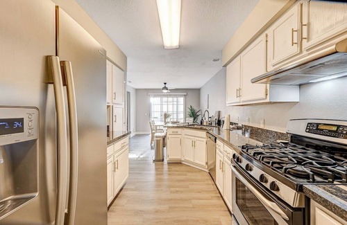 Green Valley House | Sunny, Modern 2-Bedroom Home in Henderson/LV