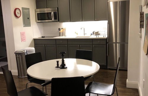 Boerum Hill Apartment | Sunny, Newly Renovated Family-Friendly 2 Bedroom Garden Apartment For Rent