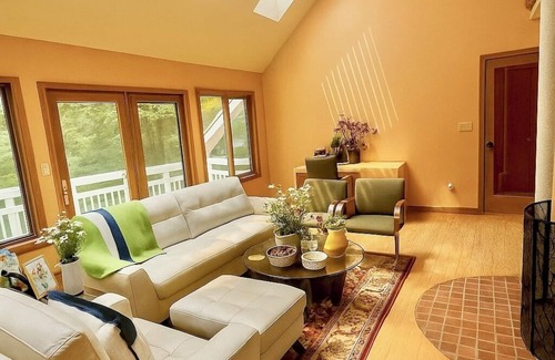 Harwinton Bed & Breakfast | Sunny Peace Homestay