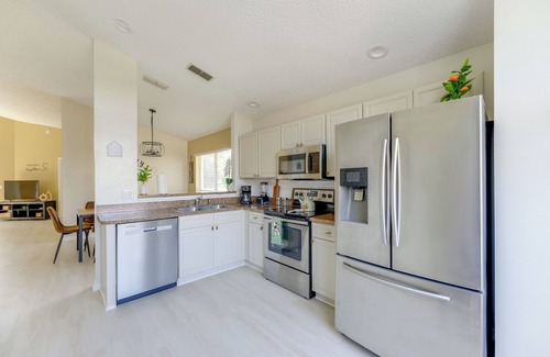 Davenport Lakes House | Sunny Skies & Disney Days: Davenport Home w/Pool!