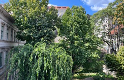 Budavar Apartment | Sunny Studio at the Castle