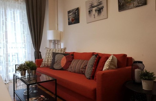 Neos Kosmos Apartment | Sunny Studio
