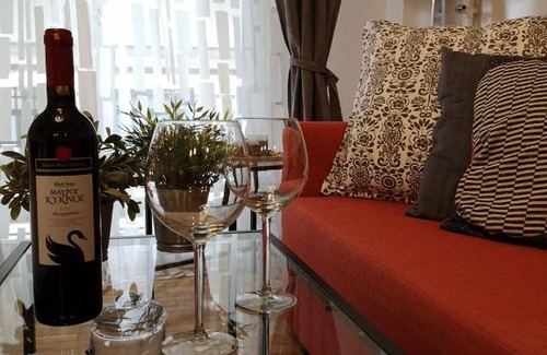 Neos Kosmos Apartment | Sunny Studio