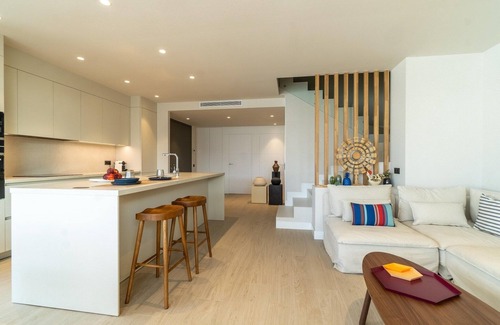 Cambrils House | Sunny Villa by Platja Ardiaca