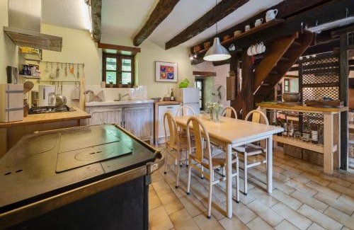Brandonnet House | Sunny Watermill with Heated Pool