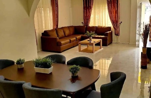 Accra Apartment | Sunnyside Apartments Shortlet