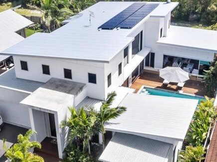 Sunrise Beach House | Sunrise Beach Luxury Home - Style & Sophistication