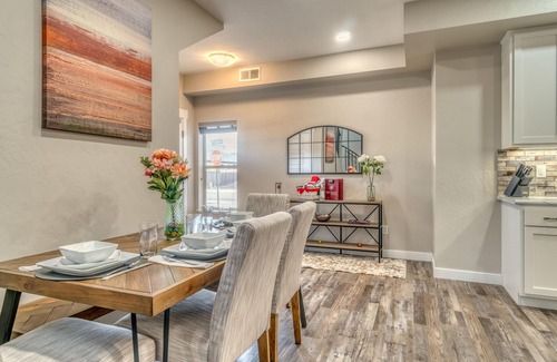 Pear Park House | Sunrise Mesa: Fenced Patio & BBQ Grill!