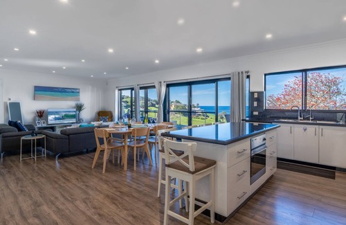 Kiama House | Sunrise on Easts 1 - Kiama