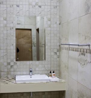 Kempton Park House | Sunrock Guesthouse