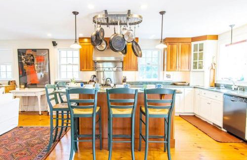 Truro House | Sunroom 1 3 Miles to Longnook Beach
