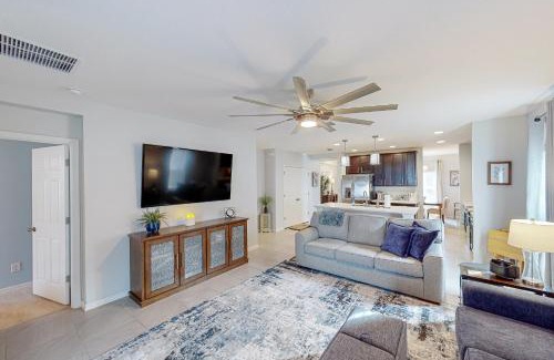 Groveland House | Sunscape Oasis