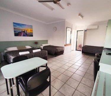 Scarness Hotel | Sunseeker Motel
