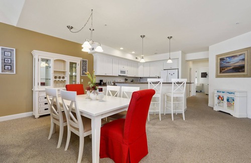 Chincoteague Condo | Sunset Bay 307 - Gorgeous Bay Views and Pool!