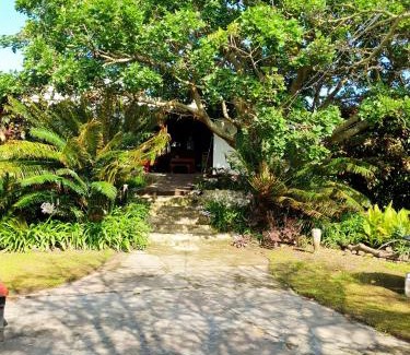 Mdumbi House | Sunset Bed and Breakfast