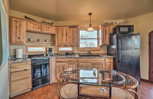 Diamond City Cabin | 'Sunset Bluff Treehouse': On Bull Shoals Lake!