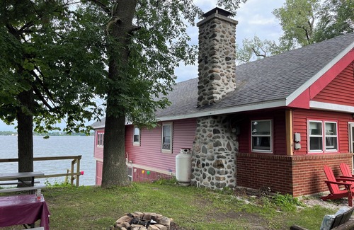 St. Albans Cottage | Sunset Cabin on Lake Champlain, Vermont. Roomy, Rustic, Waterfront - Family Fun!