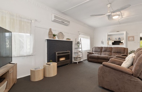 Rosebud House | Sunset Cottage by the Sea